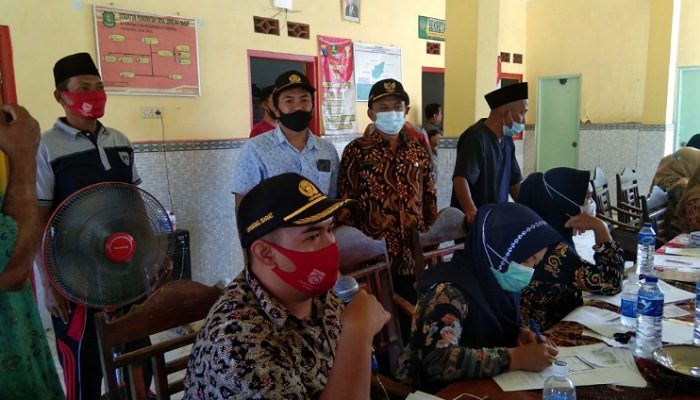 Ratusan Warga Desa Lembung Barat Antusias Mengikuti Giat Vaksinasi Massal