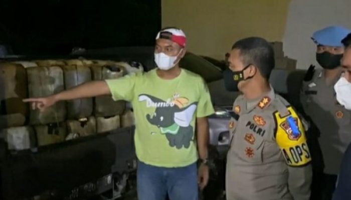 Polisi Grebek Rumah Penimbunan BBM di Jambi, 10 Ton Bio Solar Subsidi Diamankan