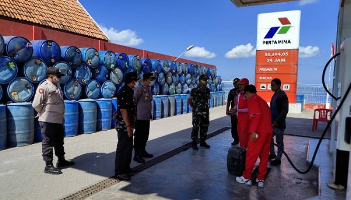 Soal Kabar Kelangkaan BBM di Kepulauan Sapeken, Kapolres Sumenep Perintahkan Polsek Setempat Cek Dua Tempat APMS