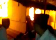 Ditinggal ke Acara Imtihan, Rumah Warga Lembung Timur Tiba-Tiba Hangus Dilalap Si Jago Merah