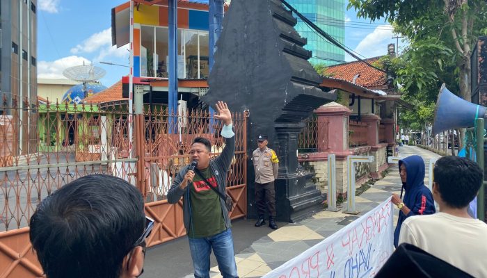 Aktivis Jaka Jatim Seruduk Disdik Prov Jawa Timur