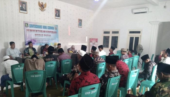 Upaya Meningkatan Perekonomian di Desa, Pemdes Tambuko Bentuk Koperasi Merah Putih