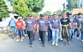 Bupati Fauzi Menyatu dengan Rakyat di Jalan Sehat Pangarangan: Sehat, Guyub, dan Menggerakkan UMKM